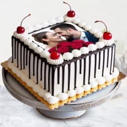 Tempting Black Forest Photo Cake in Square Shape 1