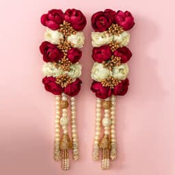 Trendy Floral Doorway Hanging 1