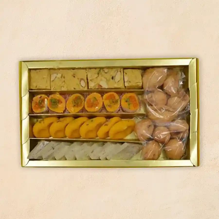 Lip-Smacking Assorted Sweet N Snacks Box