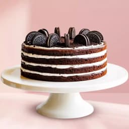 Amazing Eggless Oreo Chocolate Cake 1