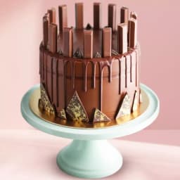 Enjoyable Eggless Kitkat Chocolate Cake 1