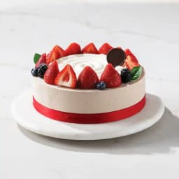 Delicious Strawberry Cake for Anniversary 1