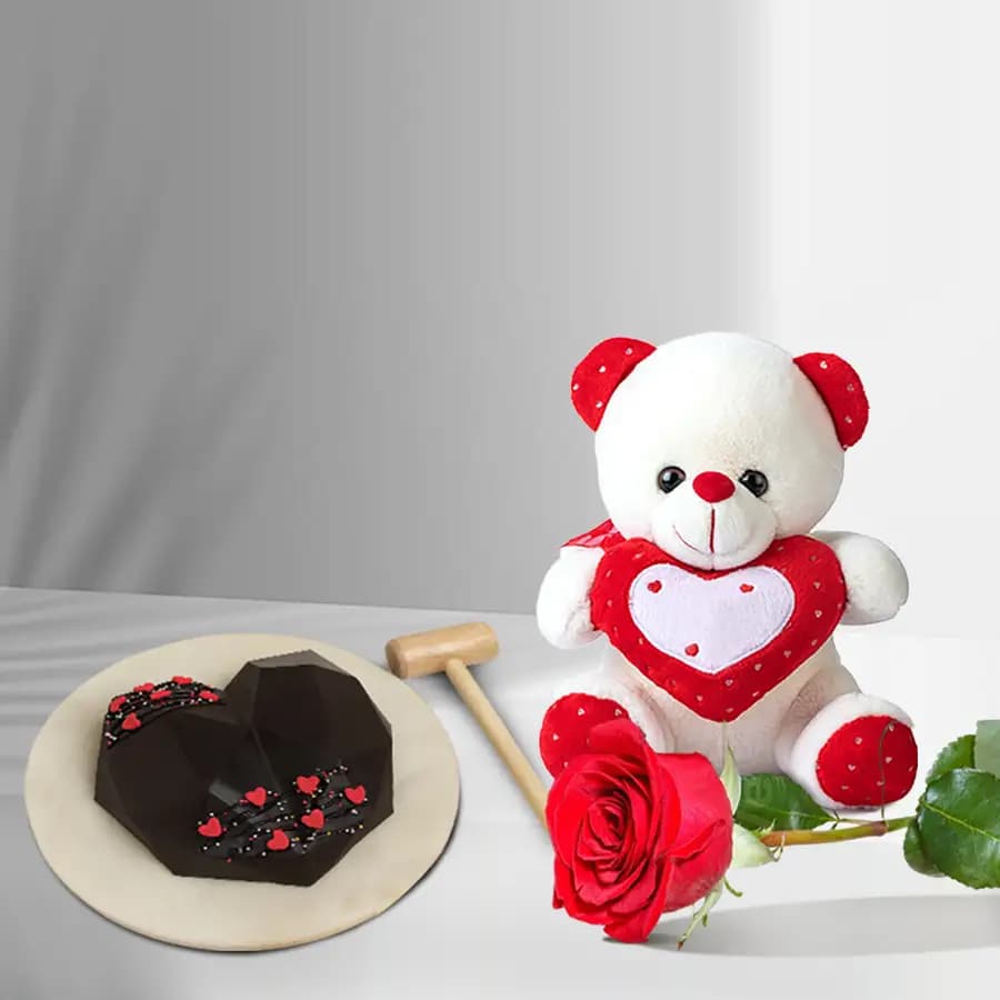 Marvelous Heart Shape Hammer Cake with Red Rose n Teddy