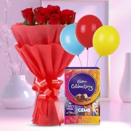 Rose Bouquet with Chocolates N Balloons 1