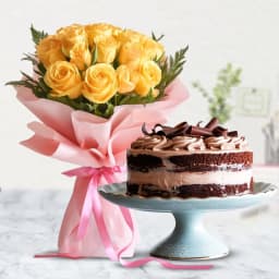 Chocolate Cake with Yellow Rose Bouquet 1