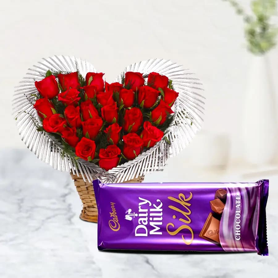 Magical Red Rose Hearty Delight with Cadbury Dairy Milk Silk