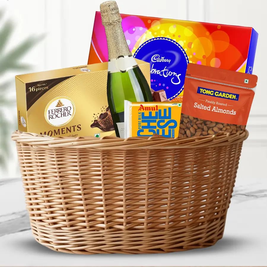 Joyful X mas Treat Gift Basket with Fruit Wine
