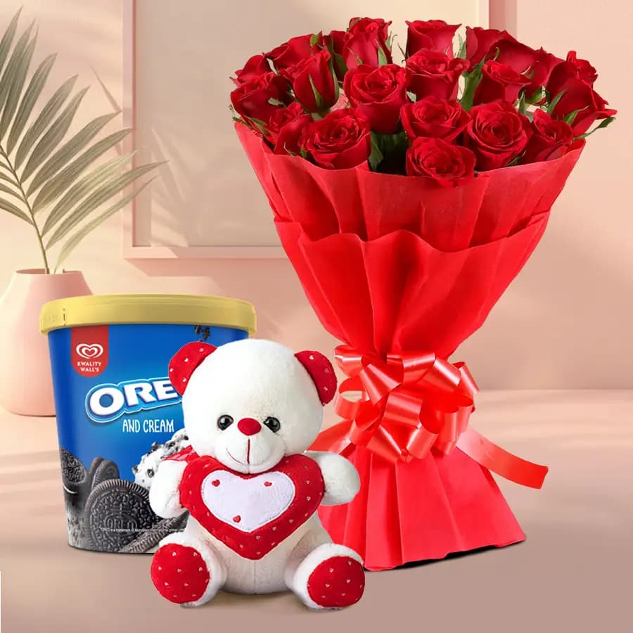 Splendid Roses Hand Bouquet with Kwality Walls Oreo Ice Cream N Teddy