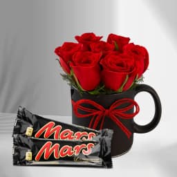 Love Filled Mug of Red Roses n Mars Chocolate 1