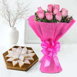 Sweet Indulgence with a Floral Touch 1