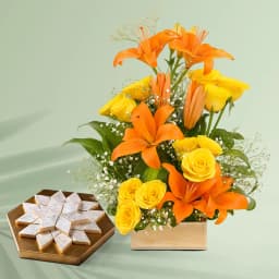 Exquisite Kaju Katli & Flower Bouquet 1