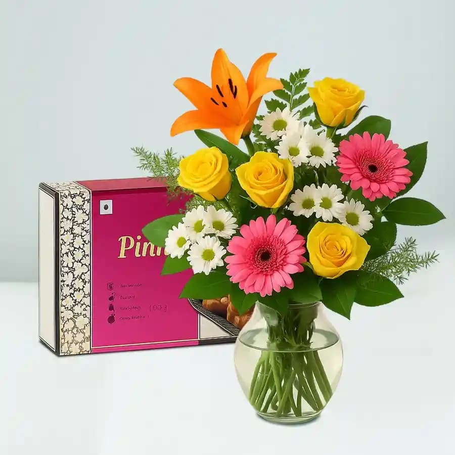 Pinni with Mixed Flower Arrangement