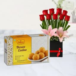 Besan Ladoo with Designer Flower Arrangement 1