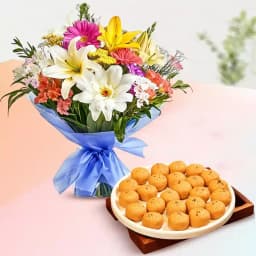 Mathura Peda with Seasonal Flower Bouquet 1