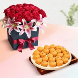 Mathura Peda with Designer Flower Arrangement 1
