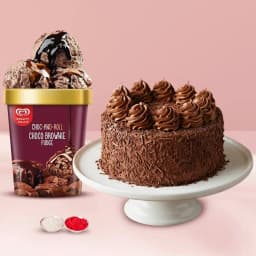 Delectable Chocolate Cake n Kwality Walls Chocolate Fudge Ice Cream 1