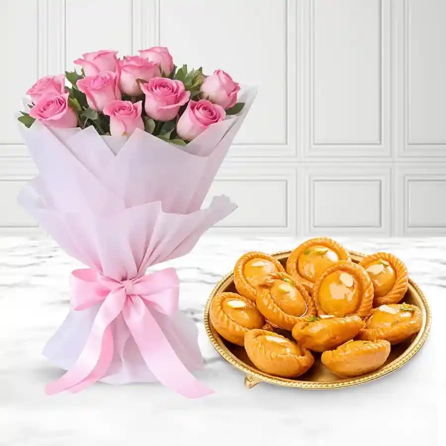 Suryakala from Dadus with Pink Rose Bouquet