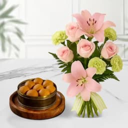 Bellam Sunni Laddu from Almond House with Flowers Bouquet 1