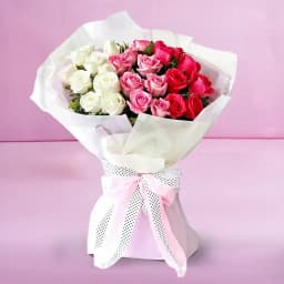 Breathtaking Bouquet of Mixed Roses 1