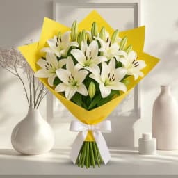 Special Bouquet of White Lilies 1