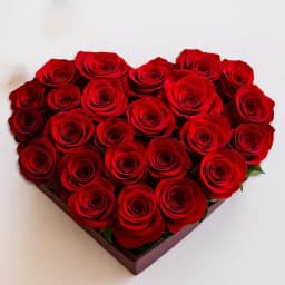 Heart Shaped Arrangement of Dutch Roses 1