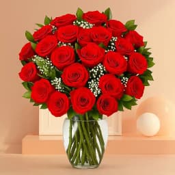 Splendid Red Roses in a Glass Vase 1