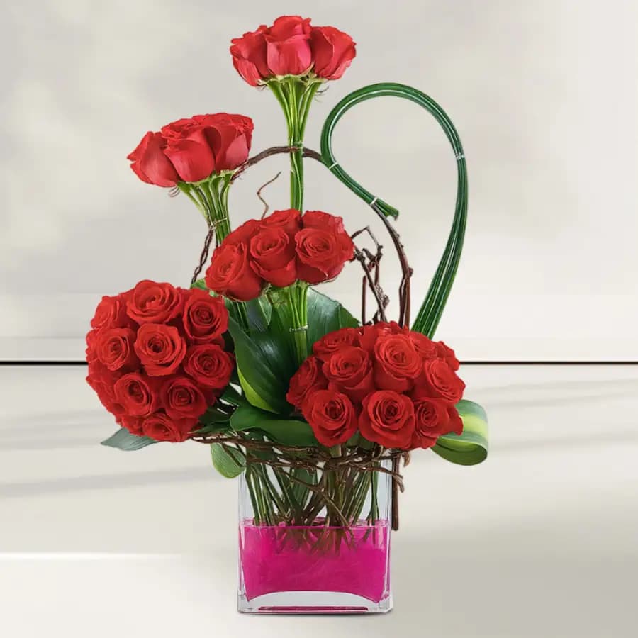 Admirable Dutch Rose Arrangement in a Glass Vase