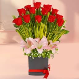 Premium Red Roses n Pink Lilies Gift Box 1