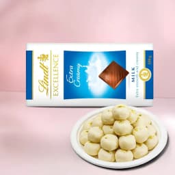 Jumbo Pedha from Chitale Bandhu Mithaiwale with Lindt Excellence Bar 1