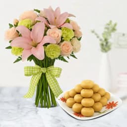 Sakhari Pedha from Chitale Bandhu Mithaiwale with a Flowers Bouquet 1