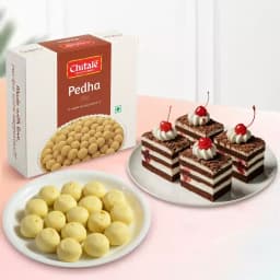 Sakhari Pedha from Chitale Bandhu Mithaiwale with Chocolate Pastry 1