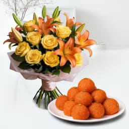 Stunning Flowers Bouquet N Laddu Bliss 1