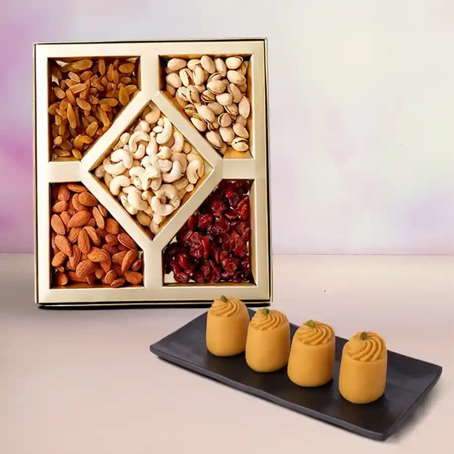 Nolen Gurer Maharani Sandesh from Ganguram with Mixed Dry Fruits