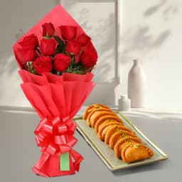 Roses N Sweet Gujia Treat 1