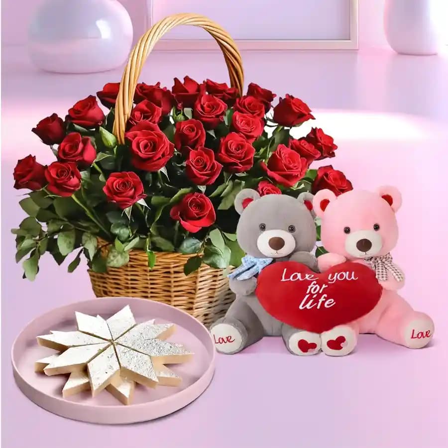 Romantic Red Roses N Sweet Treats