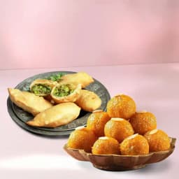 Ghee Laddu N Matar Puff Delight Set 1