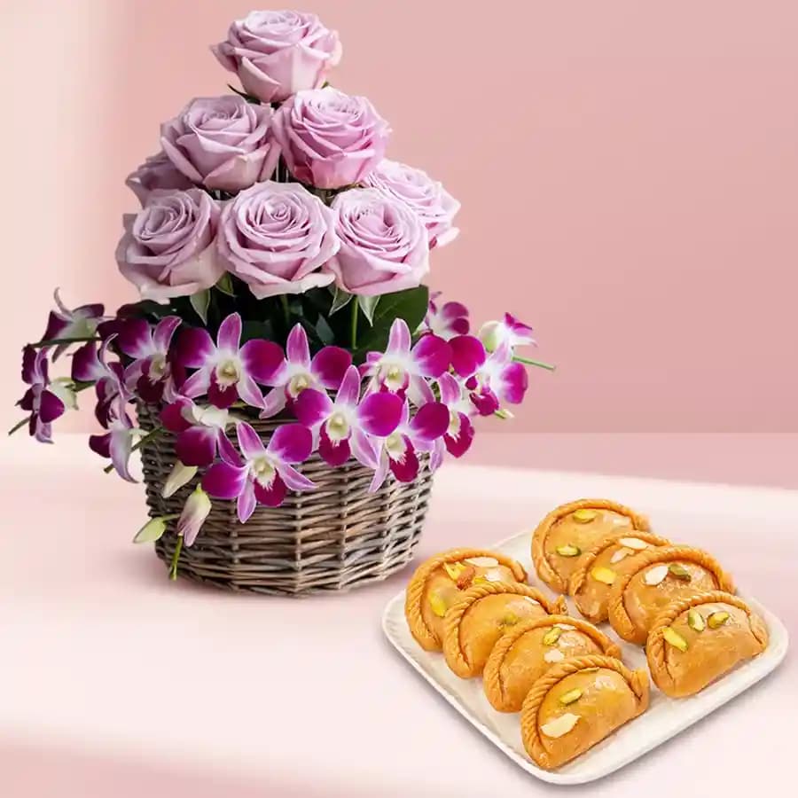 Enchanting Floral Delight with Crunchy Khowapuri