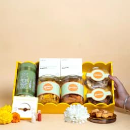 Festive Crunch Delight Tray 1