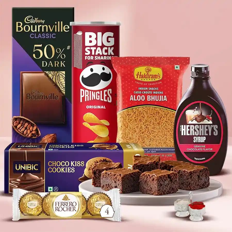 Mesmerizing Sweet N Savory Combo Gift