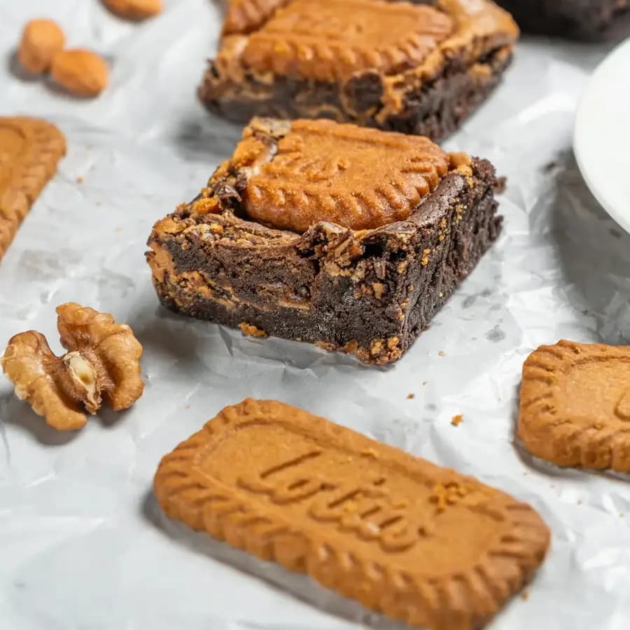 Biscoff & Walnut Romance Brownies