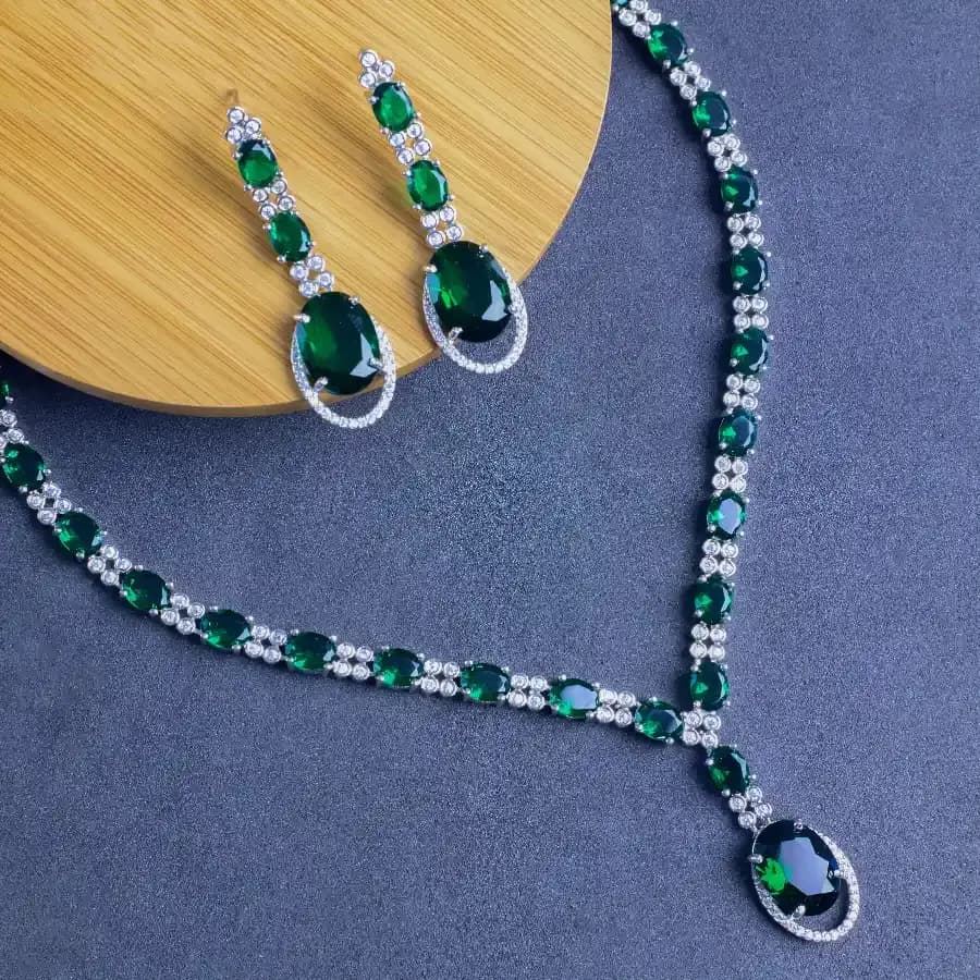 Charming Green Drop Necklace