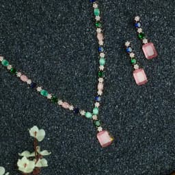 Opulent Elegance Necklace Ensemble 1