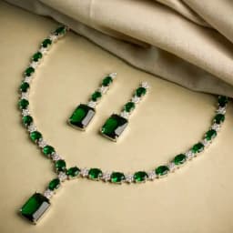 Regal Green Radiance Jewelry Set 1
