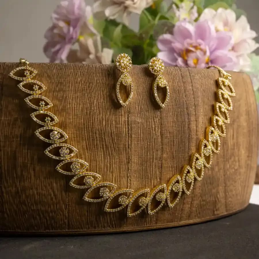 Chic Floral Marquise Jewelry Ensemble