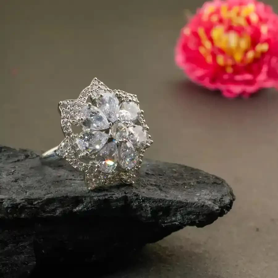 Floral Radiance Sparkle Ring