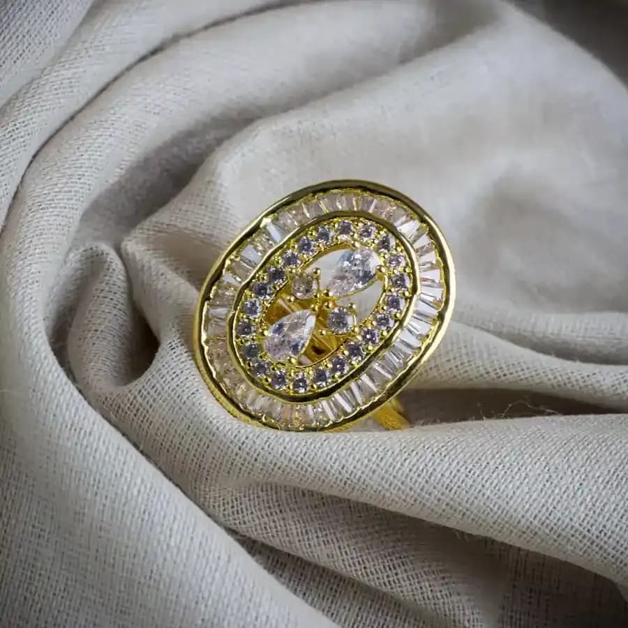 Chic Cubic Zirconia Gold Oval Ring