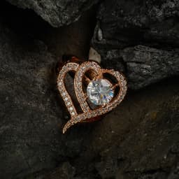 Charming Heart-Shaped Gemstone Ring 1
