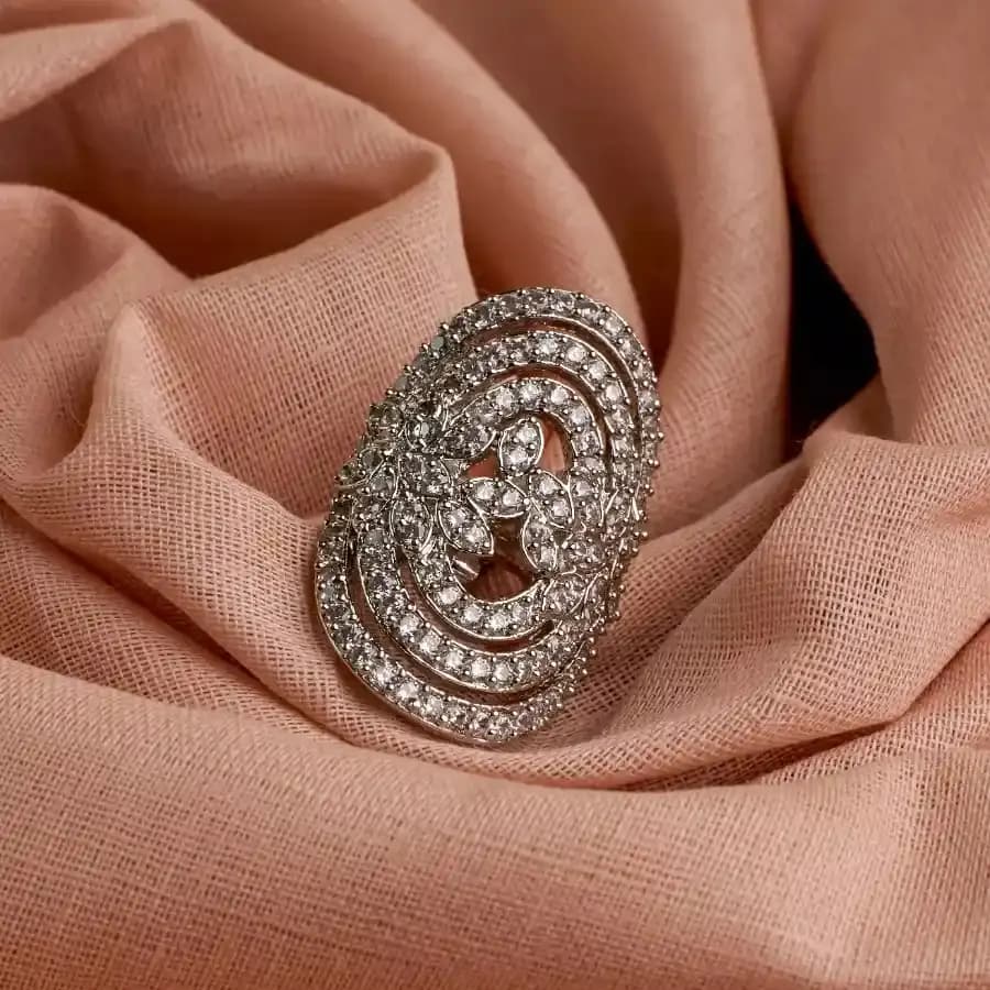 Chic Oval Stone Band Ring