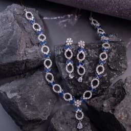 Chic Sapphire Elegance Necklace Ensemble 1