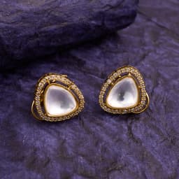 Minimalist Triangle Kundan Studs 1